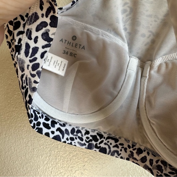 Athleta Zimbabwe High Neck Swim Bikini Size 34B/C Top White Black Blue - Picture 10 of 11
